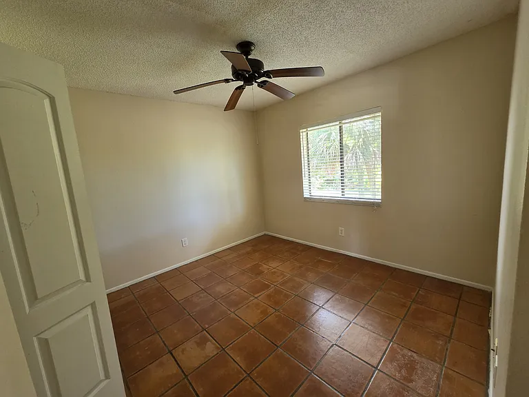 9000 Griggs Rd #G — Photo 14