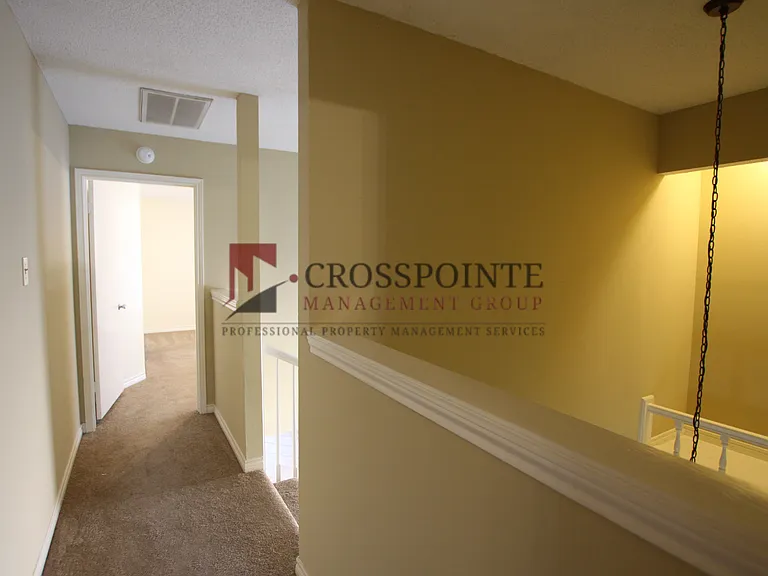 5875 Creekside Cir — Photo 25
