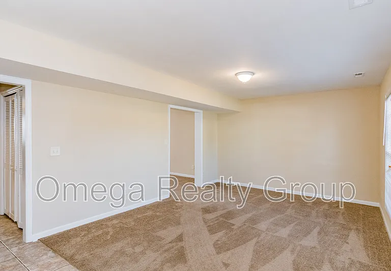 704 Cahaba Manor Dr — Photo 5