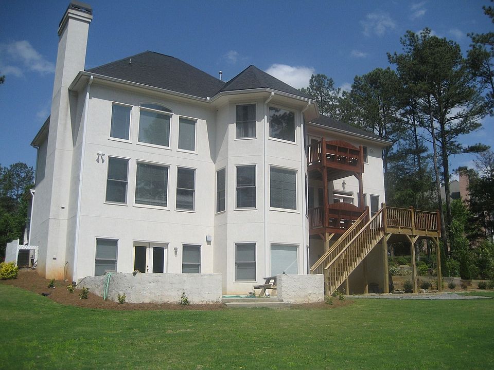 2nd image of 195 Bay Colt Rd