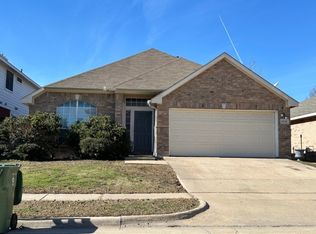 6716 Kinross Dr, Arlington, TX 76002