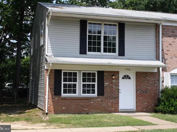 933 Bellows Ave, Fredericksburg, VA 22405