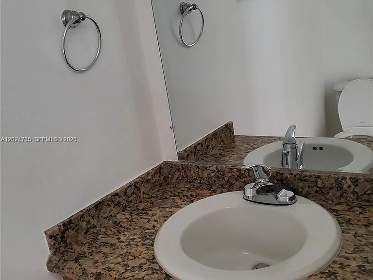 1300 Moffett St #106 — Photo 3