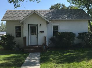 718 7th Ave West, Williston, ND 58801