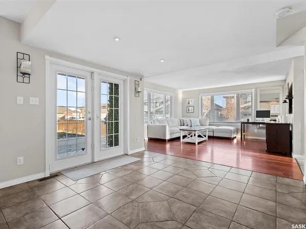 813 Sandy RISE, Martensville, SK S0K 2T2