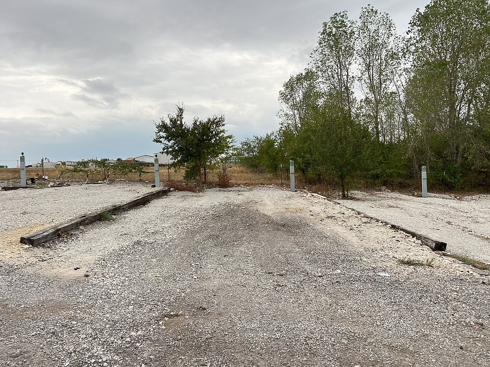 1st image of 12400 Cleburne Hwy #6