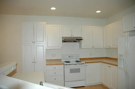 Building Photo - 5786 NE Damsel Dr