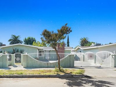 14822 Lorne St, Panorama City, CA, 91402