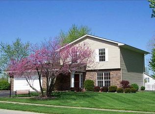11708 Cameron Dr, Fishers, IN 46038