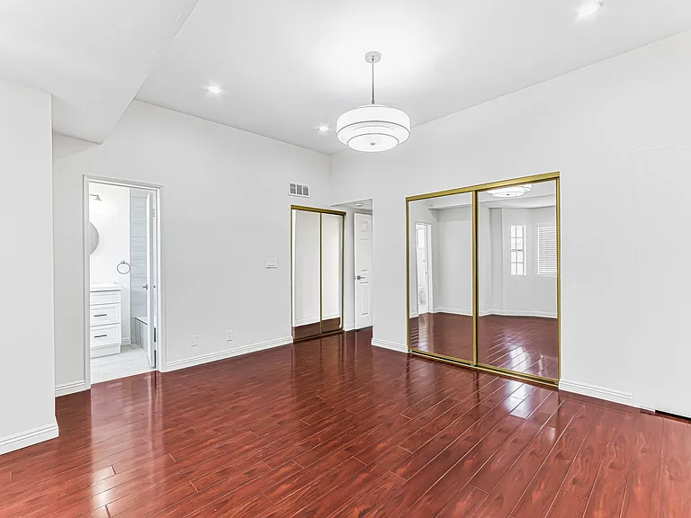 402 California St #B — Photo 33