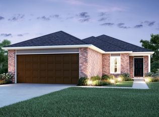 639 E Fairway Lake Dr, Alvin, TX 77511