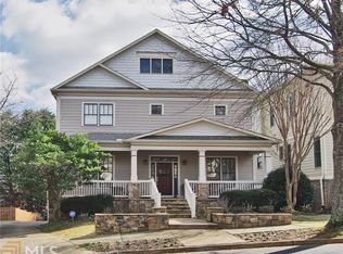 917 Manor Parc Dr, Decatur, GA 30033