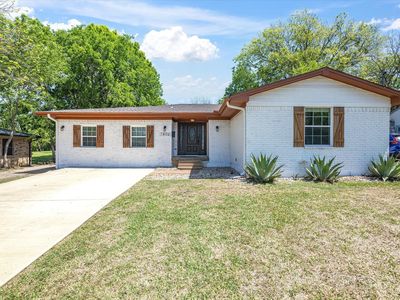 1806 N Preston St, Ennis, TX, 75119