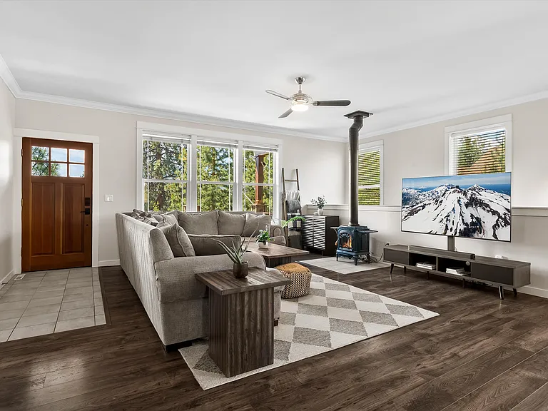 2106 NW Black Pines Pl — Photo 4