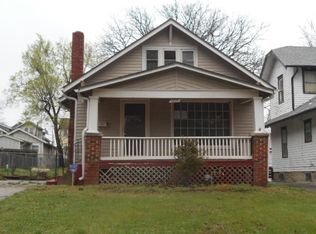 1210 SW Byron St, Topeka, KS 66604