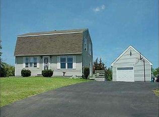 32 Blue Sky Dr, Westerly, RI 02891