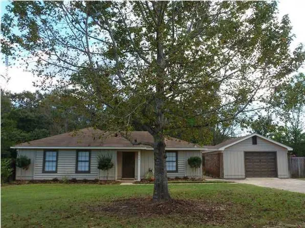 1850 Wagon Wheel Dr, Semmes, AL 36575
