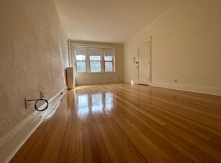 16 Alton Pl APT 2, Brookline, MA 02446