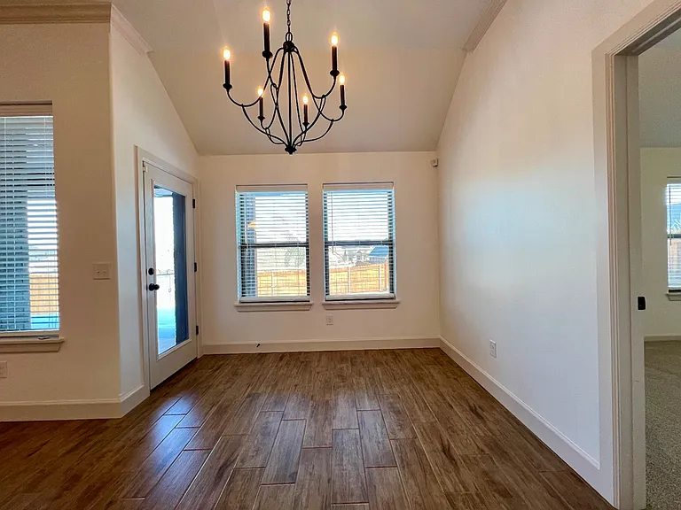 9333 SW 42nd St — Photo 7