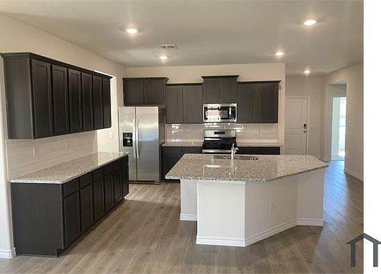2nd image of 7205 Headingham Way
