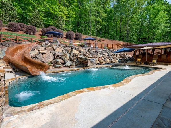107 Winsome Pl NE, Rome, GA 30161