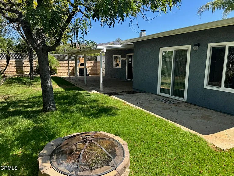 2093 Vera Ct — Photo 17