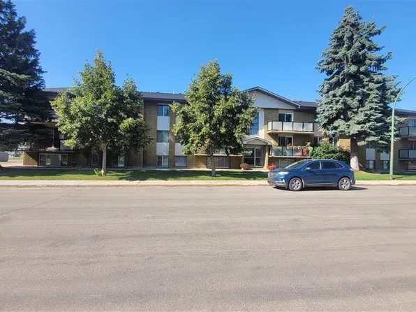 UNIT 4-111 St Lawrence CRESCENT, Saskatoon, SK S7K 1H3