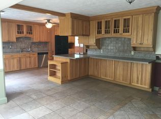 41553 Reservoir Rd, Leesburg, VA 20175