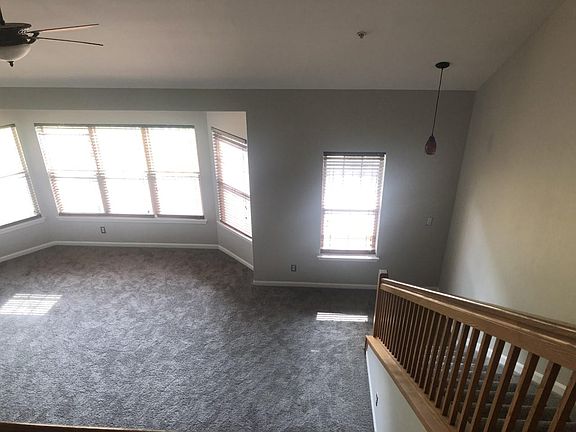 3rd image of 2552 Woodward Ave