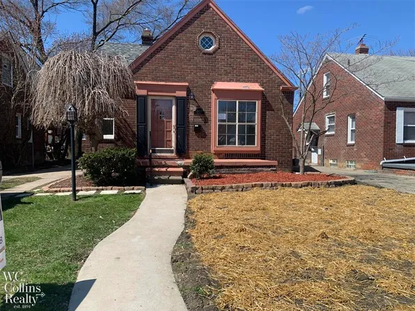 21233 Redmond Ave, Eastpointe, MI 48021