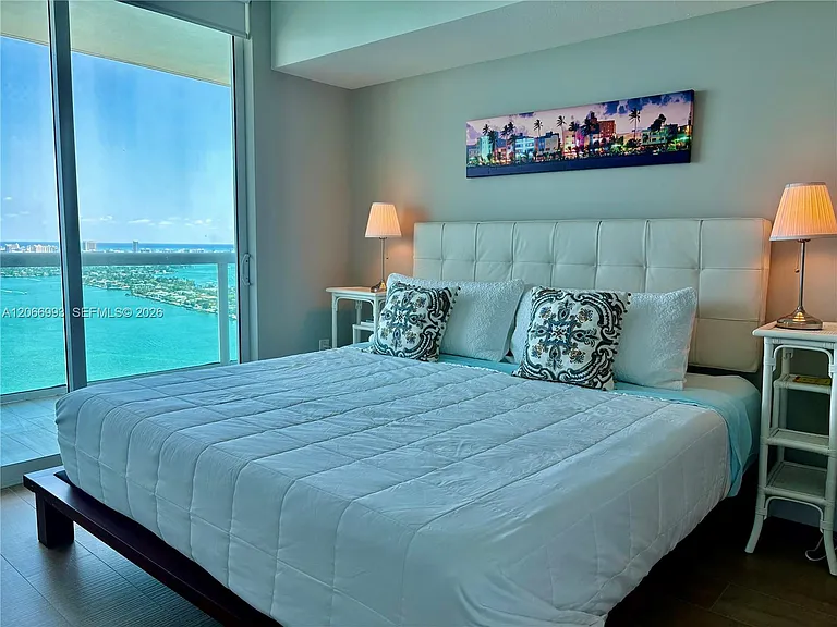 1800 N Bayshore Dr #4209 — Photo 43
