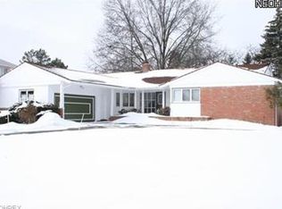 2608 Deborah Dr, Beachwood, OH