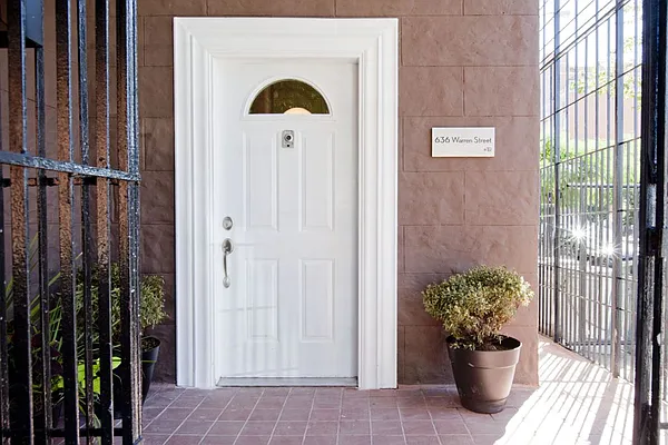 Sold by Skygroup Realty | media 32