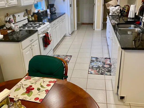 4327 Arlington Ridge Blvd, Leesburg, FL 34748
