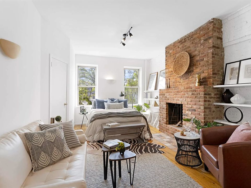 1st image of 24 Cornelia St APT 14