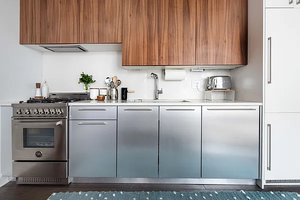 Rented by Compass | media 2