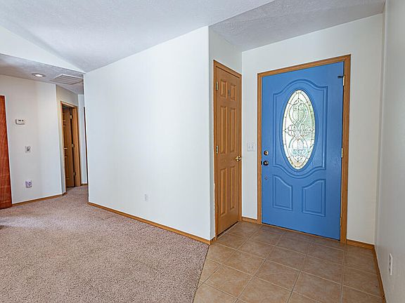 5th image of 874 N Olive Street