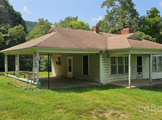 3200 Fay Lowman Rd, Connelly Springs, NC 28612