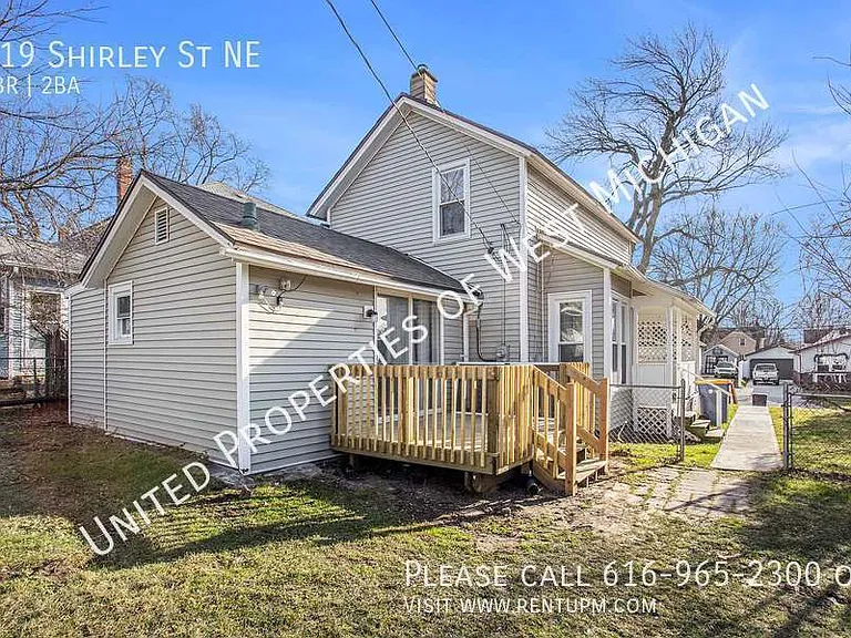 519 Shirley St NE — Photo 16