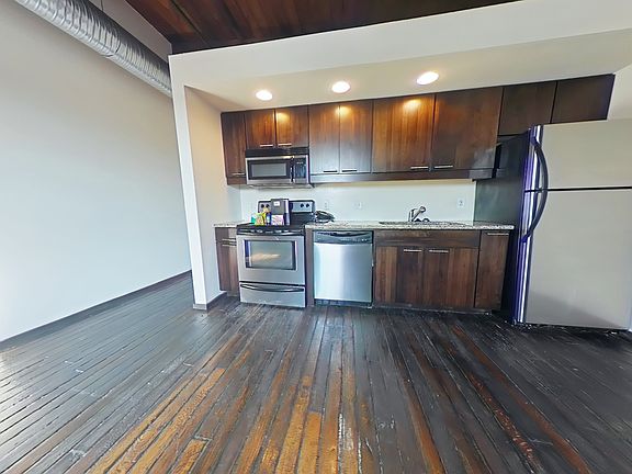 2nd image of 120 S 15th St #210