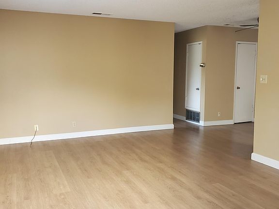 2nd image of 338 San Petra Ct APT 4