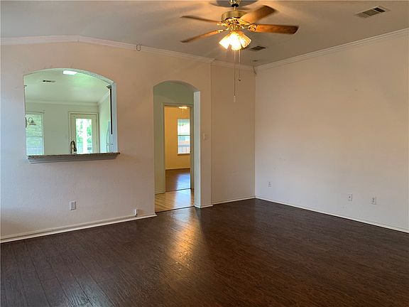 4th image of 1501 Nettie Dr