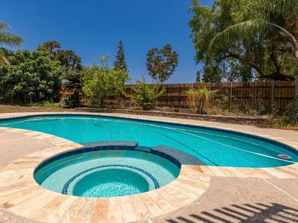 1525 Fair Glen Rd, El Cajon, CA 92019