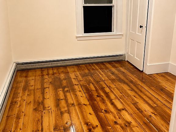 3rd image of 22 W Park Pl Floor 2