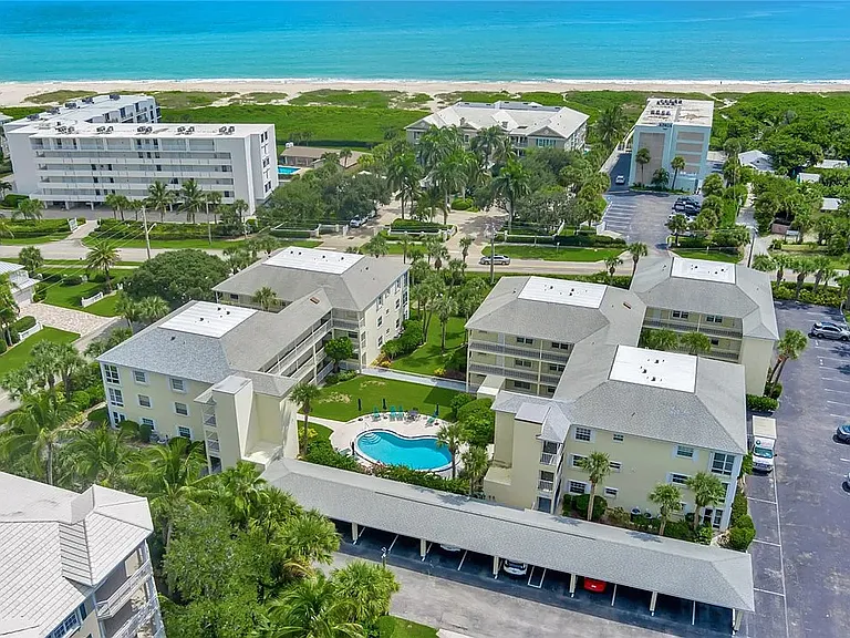 S Ocean Dr — Photo 15
