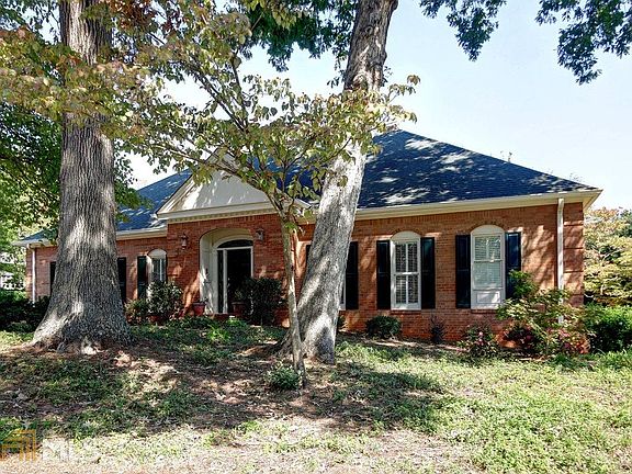 2nd image of 3355 Stovehill Ct SE