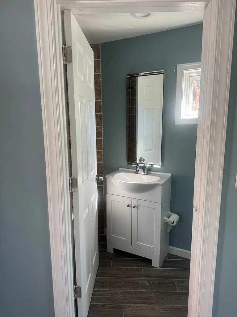 3 bed, $1,400 — Photo 2