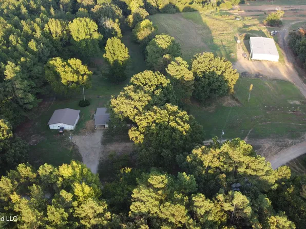 763 McAuley Rd, Holly Springs, MS 38635