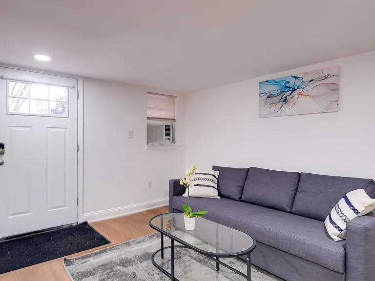 1427 S St NW #B — Photo 13