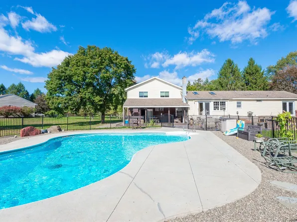 58 Lape Rd, Nassau, NY 12123